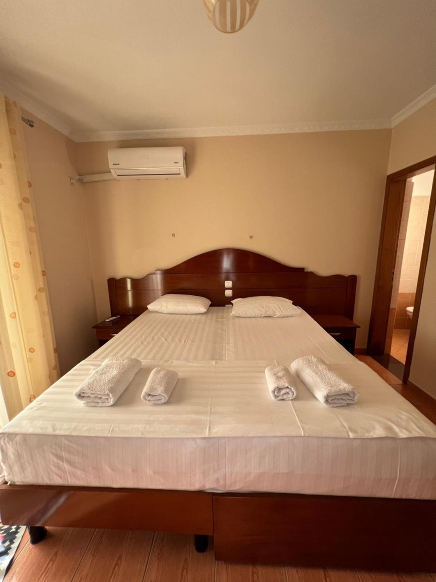 Villa Mirjan Sarandë エクステリア 写真