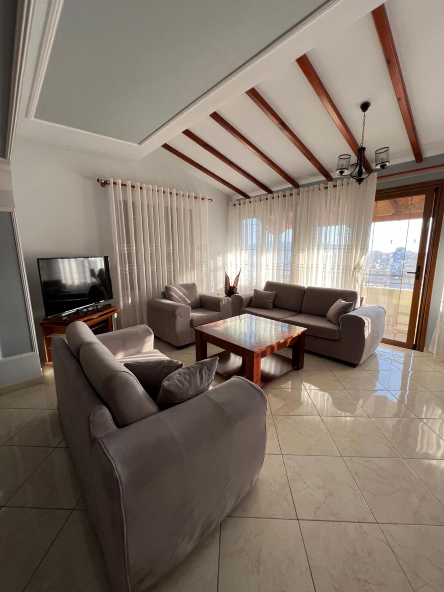 Villa Mirjan Sarandë エクステリア 写真