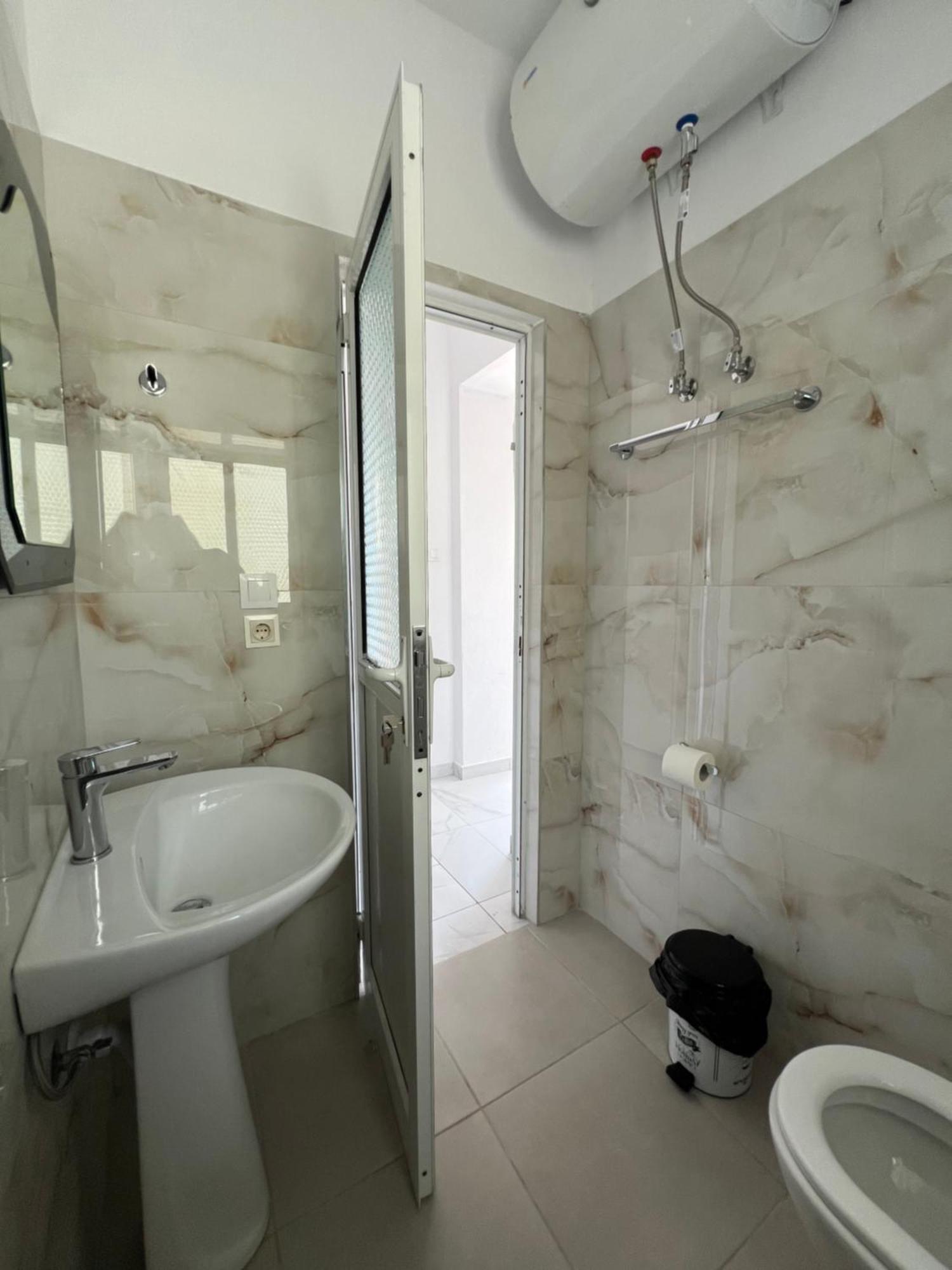 Villa Mirjan Sarandë エクステリア 写真