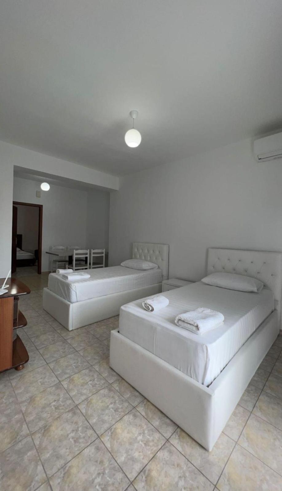 Villa Mirjan Sarandë エクステリア 写真