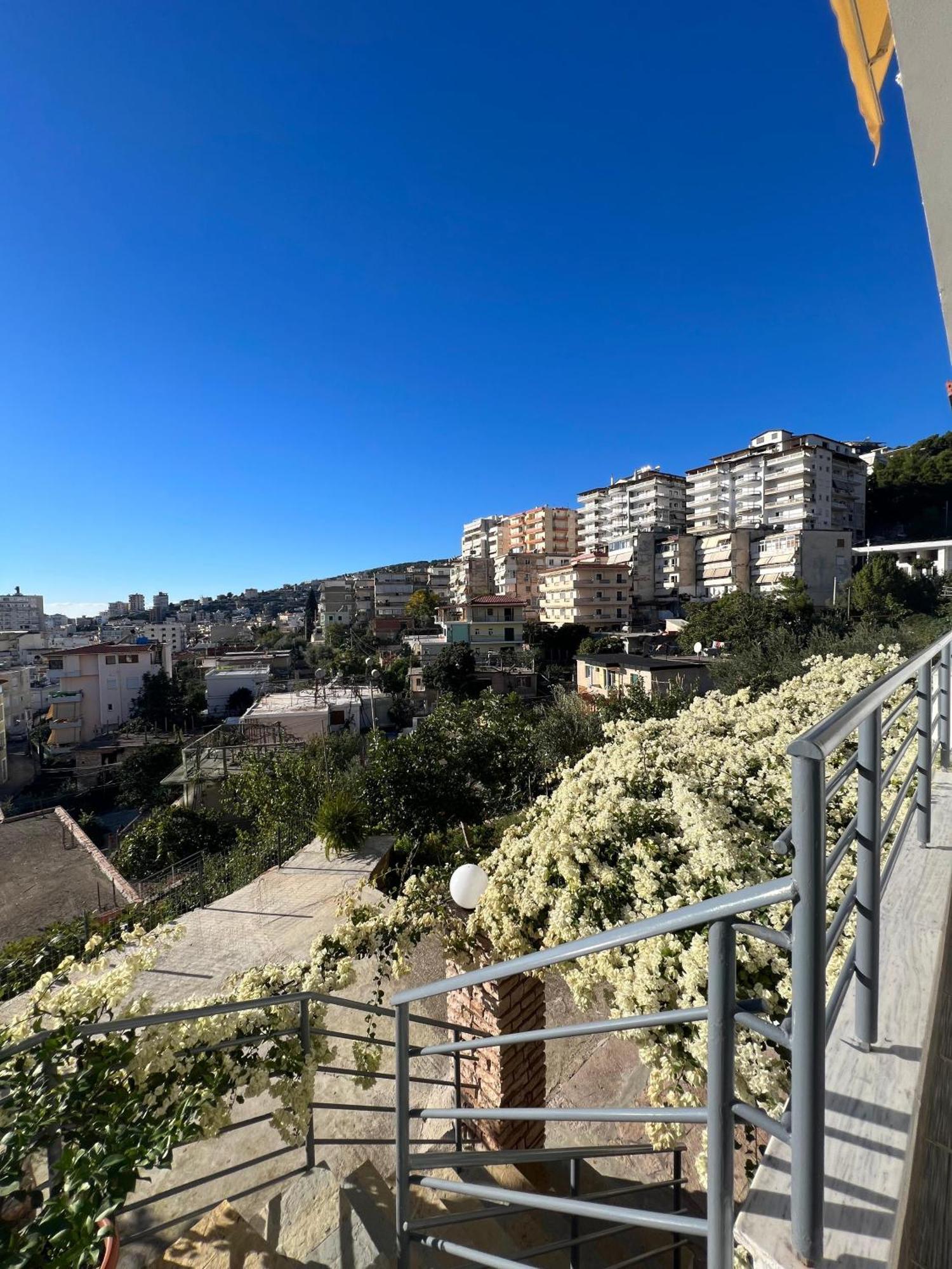 Villa Mirjan Sarandë エクステリア 写真